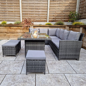 Das Windsor Rattan Feuerstellen-Ecksofa und Hocker Garten-Set
