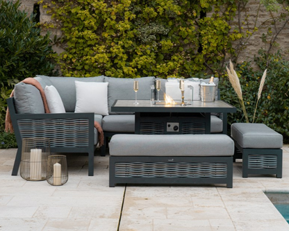 Das Cambridge Rattan Feuerstellen-Ecksofa und Bänke Garten-Set